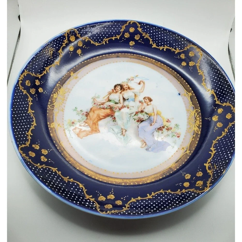 Royal Vienna Signed 'Carl Larsen' 3 Women & Butterfly 12
